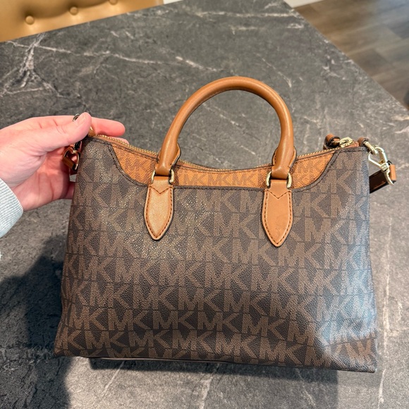 Michael Kors Austen signature logo canvas satchel bag purse brown - Picture 6 of 12